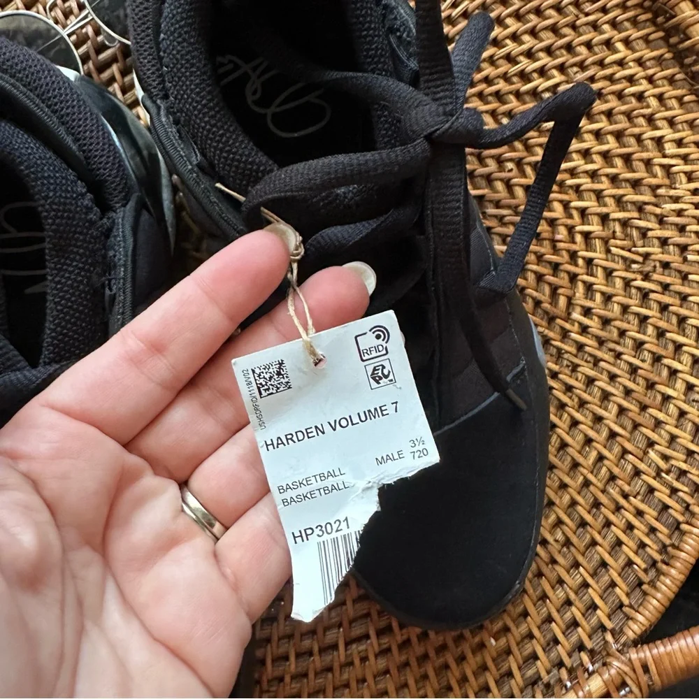 adidas men’s size